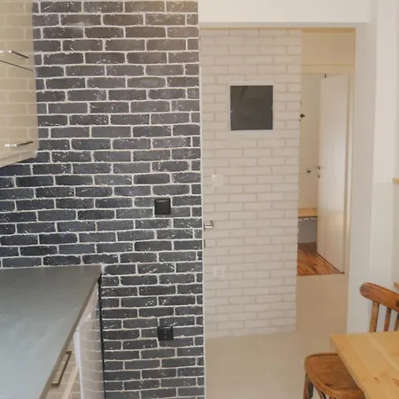Anna House Apartment *
